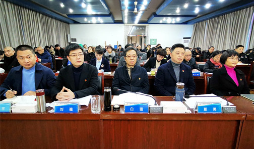 认真聆听.jpg