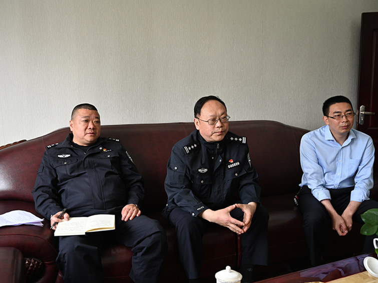 图片2.jpg 图片2.jpg