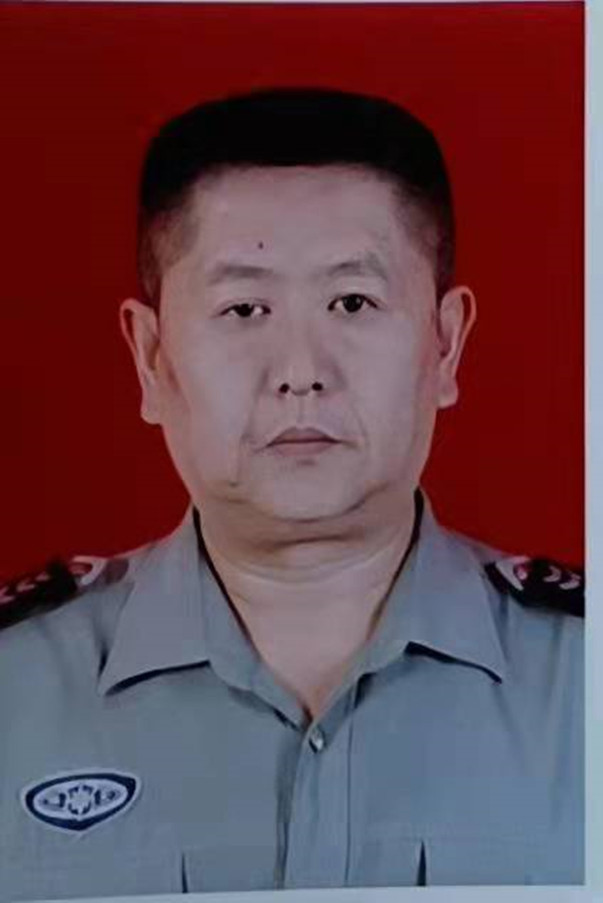 陈慷.jpg 陈慷.jpg